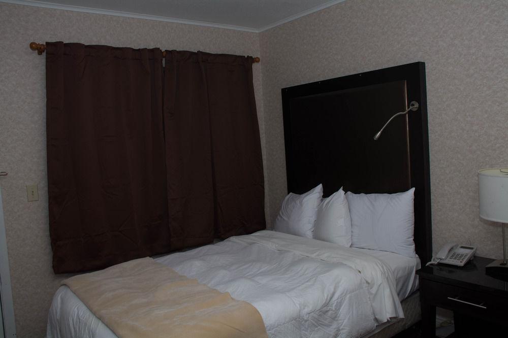 Atlantic Inn and Suites - Wall Township