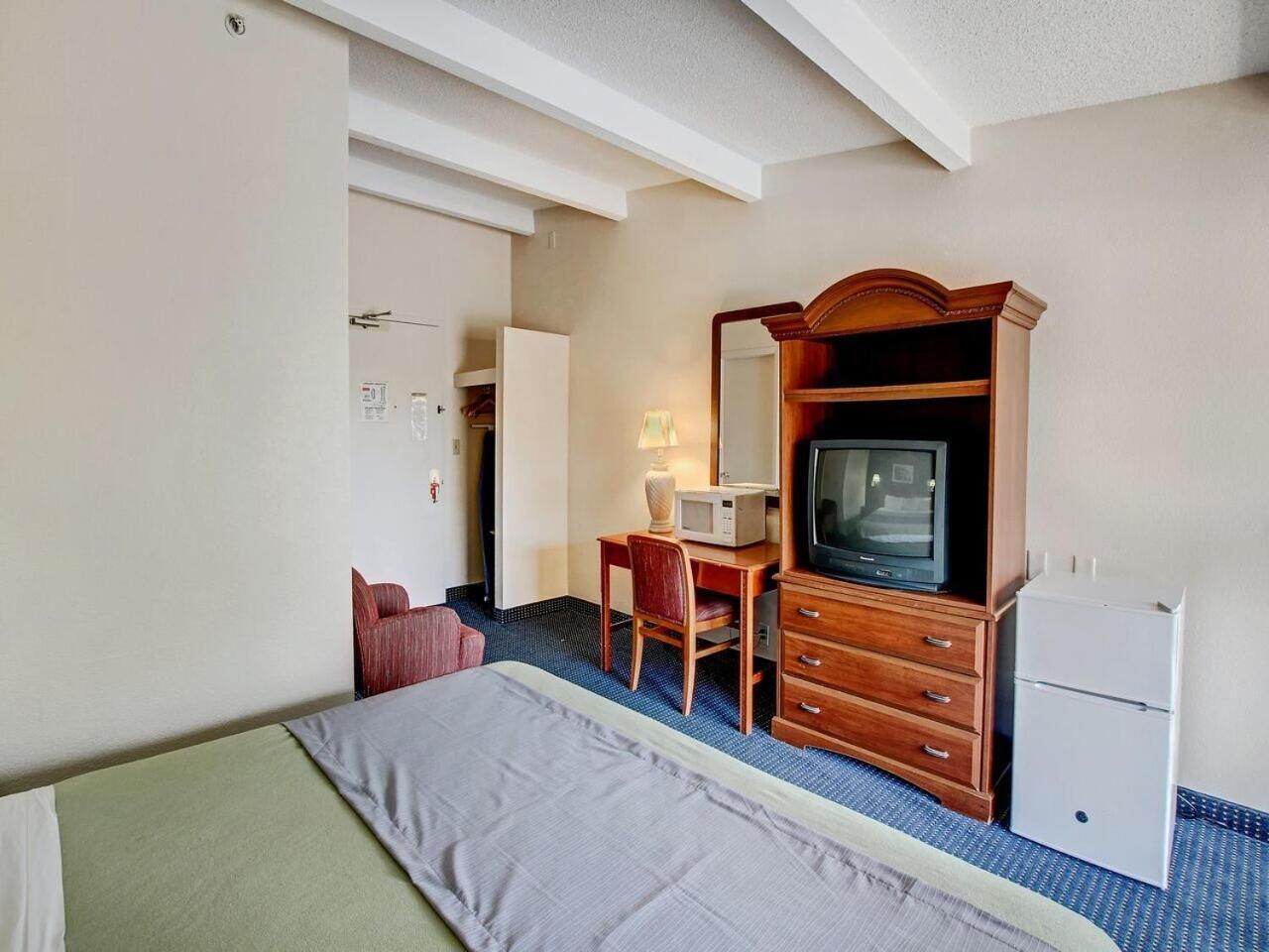 Red Carpet Inn Whippany