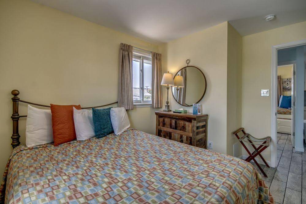 Daytona Inn And Suites