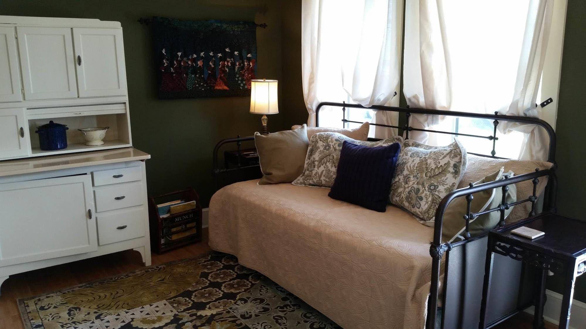 The Sea Gypsy Bed And Breakfast