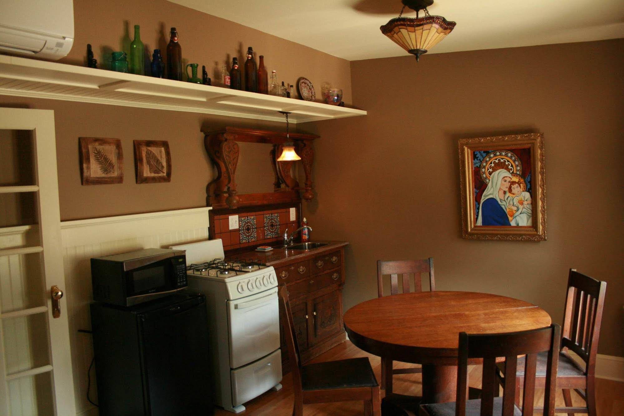 The Sea Gypsy Bed And Breakfast