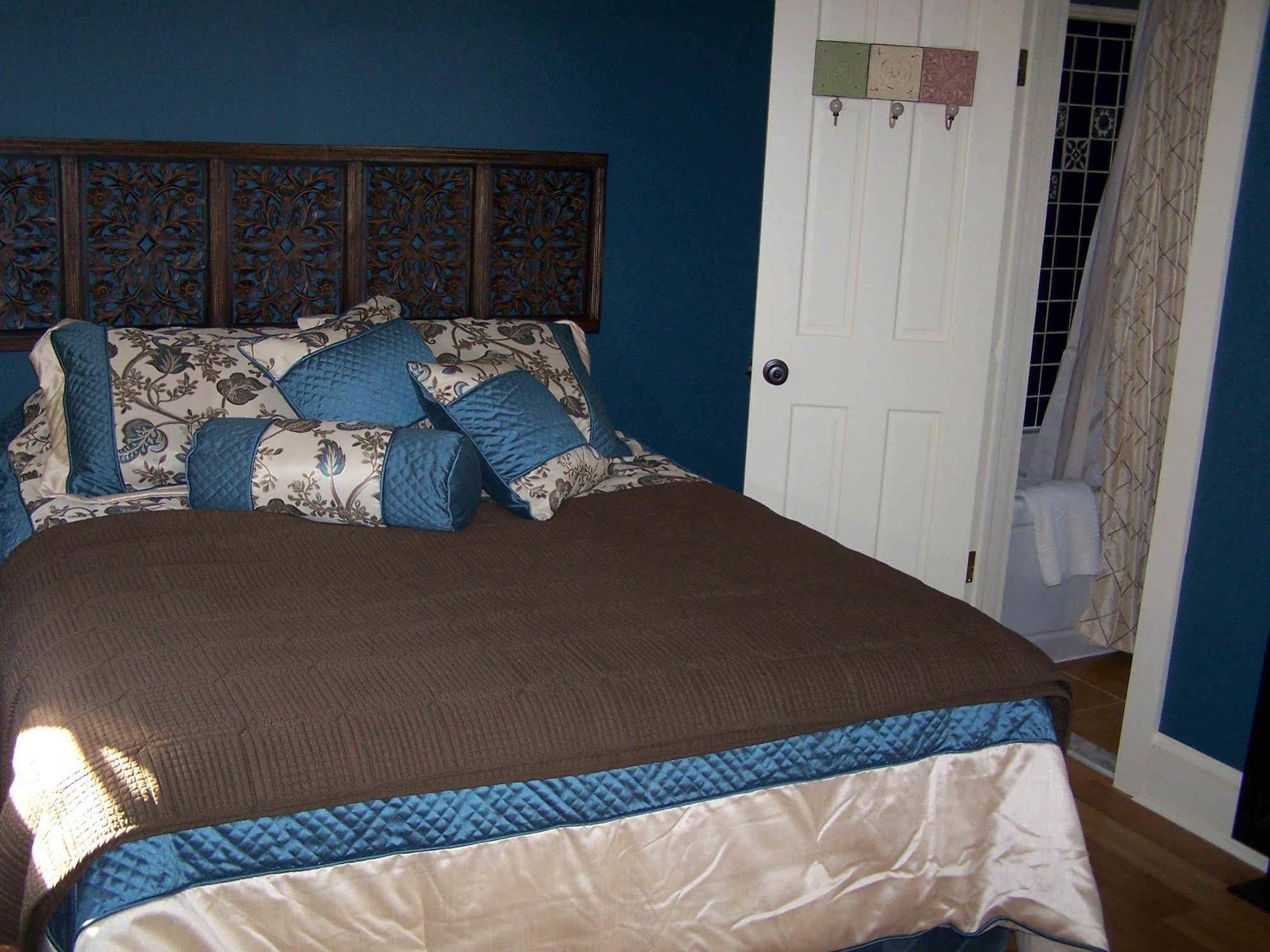 The Sea Gypsy Bed And Breakfast
