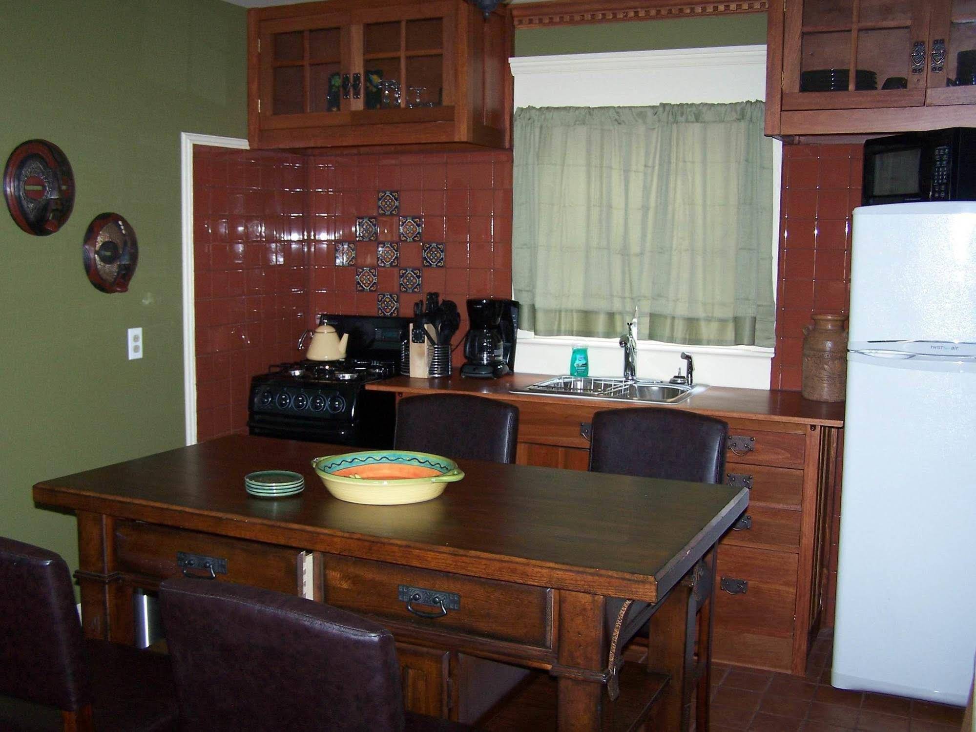 The Sea Gypsy Bed And Breakfast