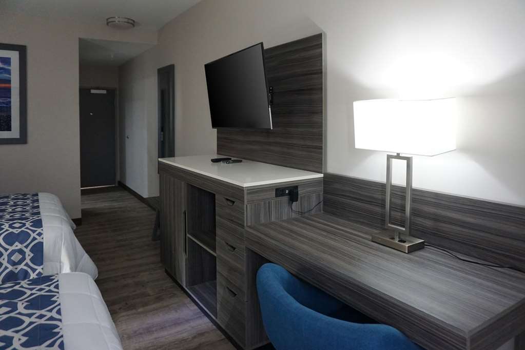 The Waves Hotel an Ascend Hotel