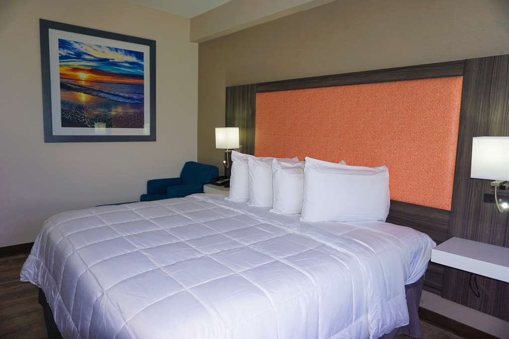 The Waves Hotel an Ascend Hotel