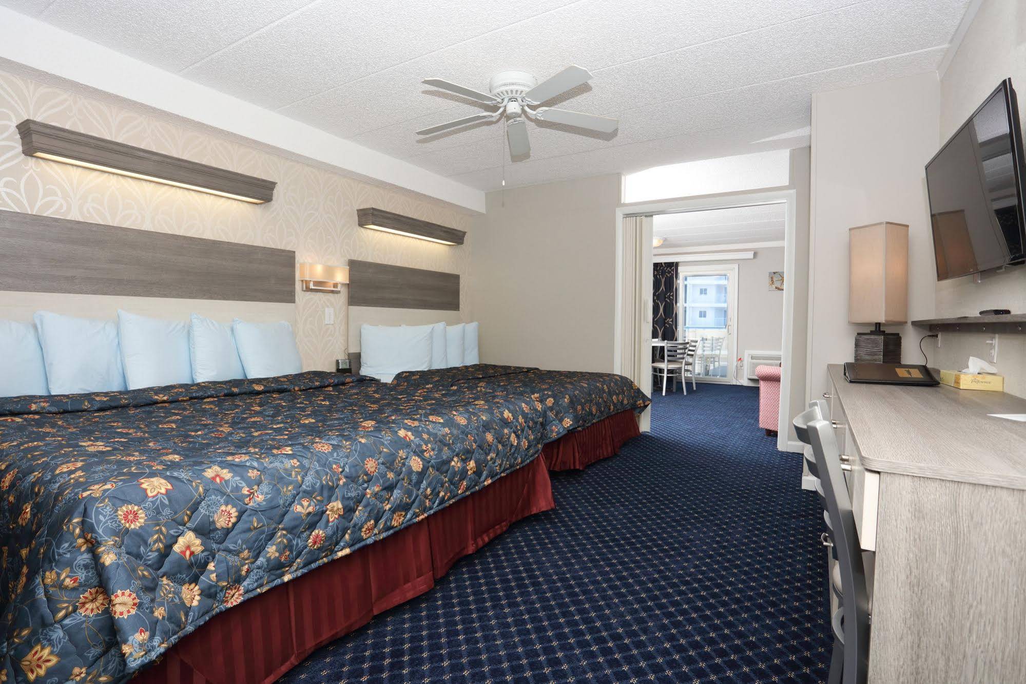 Adventurer Oceanfront Inn