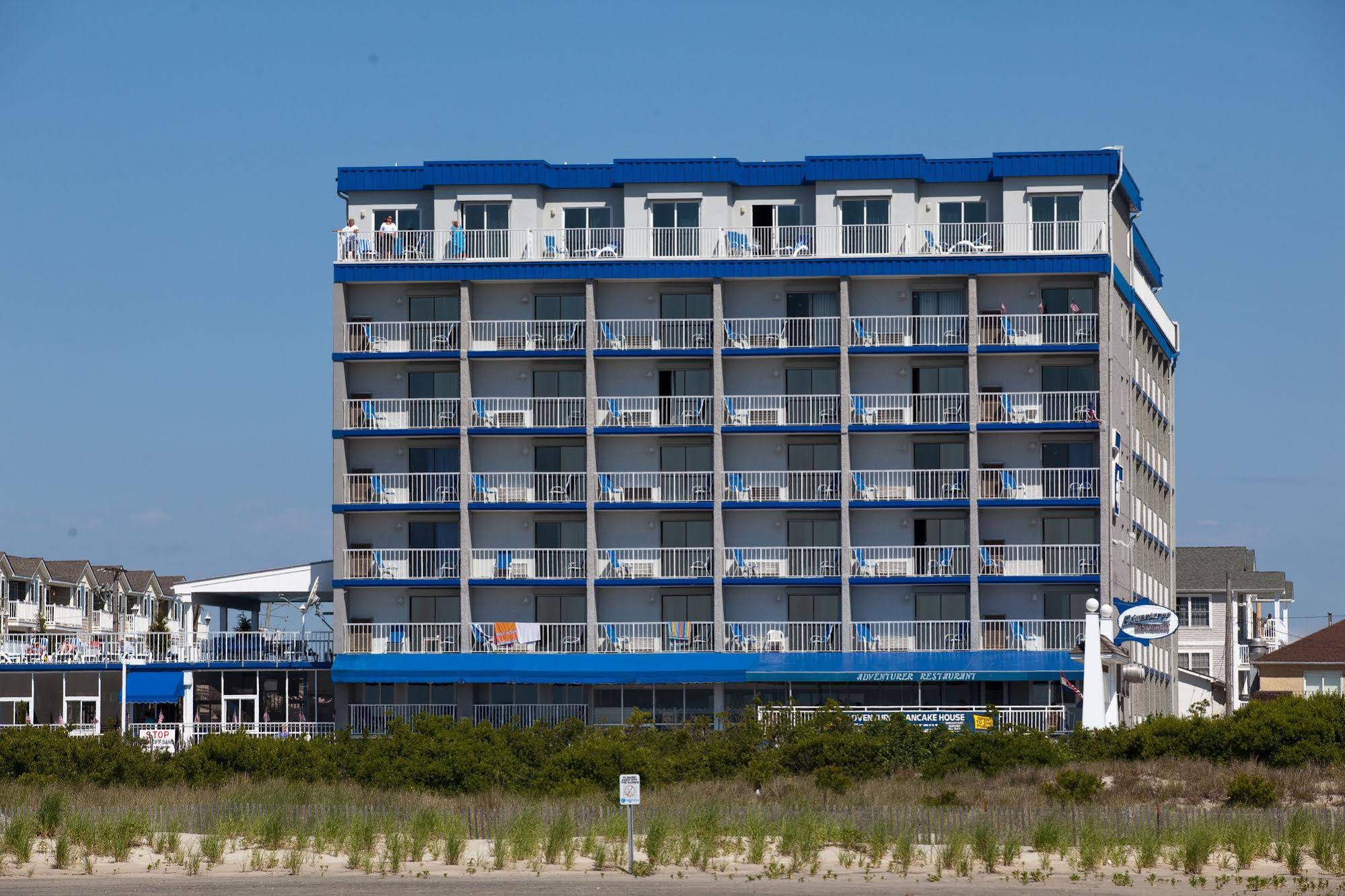 Adventurer Oceanfront Inn