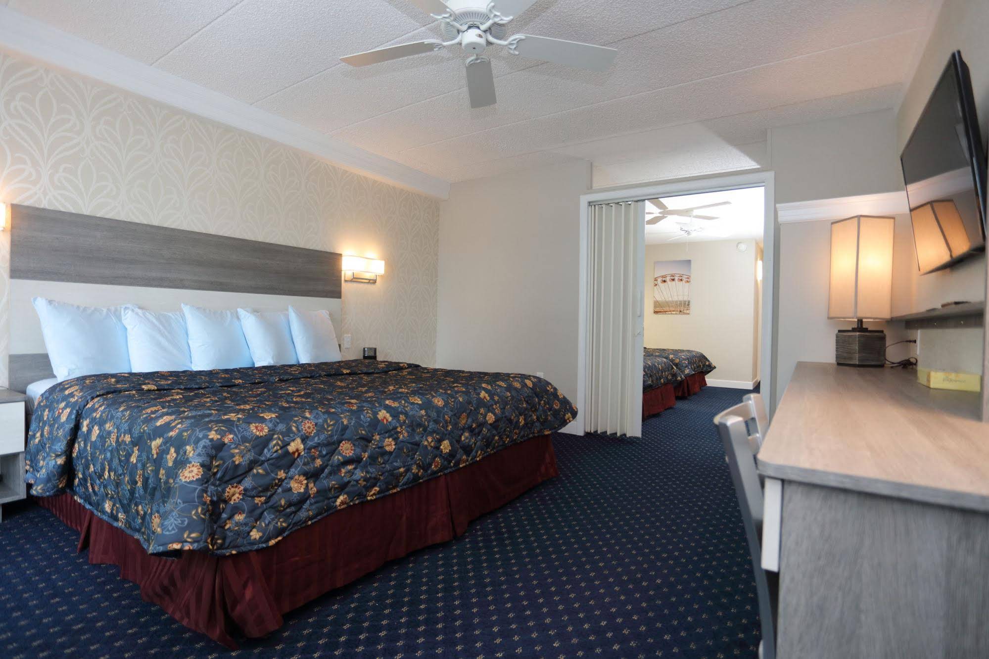 Adventurer Oceanfront Inn