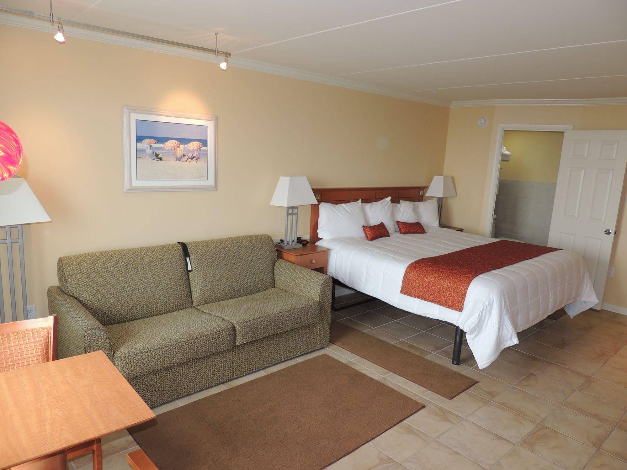 Fleur De Lis Beach Motel