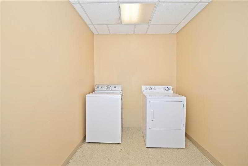 Holiday Inn Express & Suites Williamstown - Glassboro