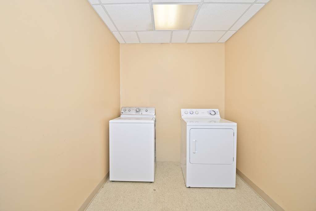 Holiday Inn Express & Suites Williamstown - Glassboro