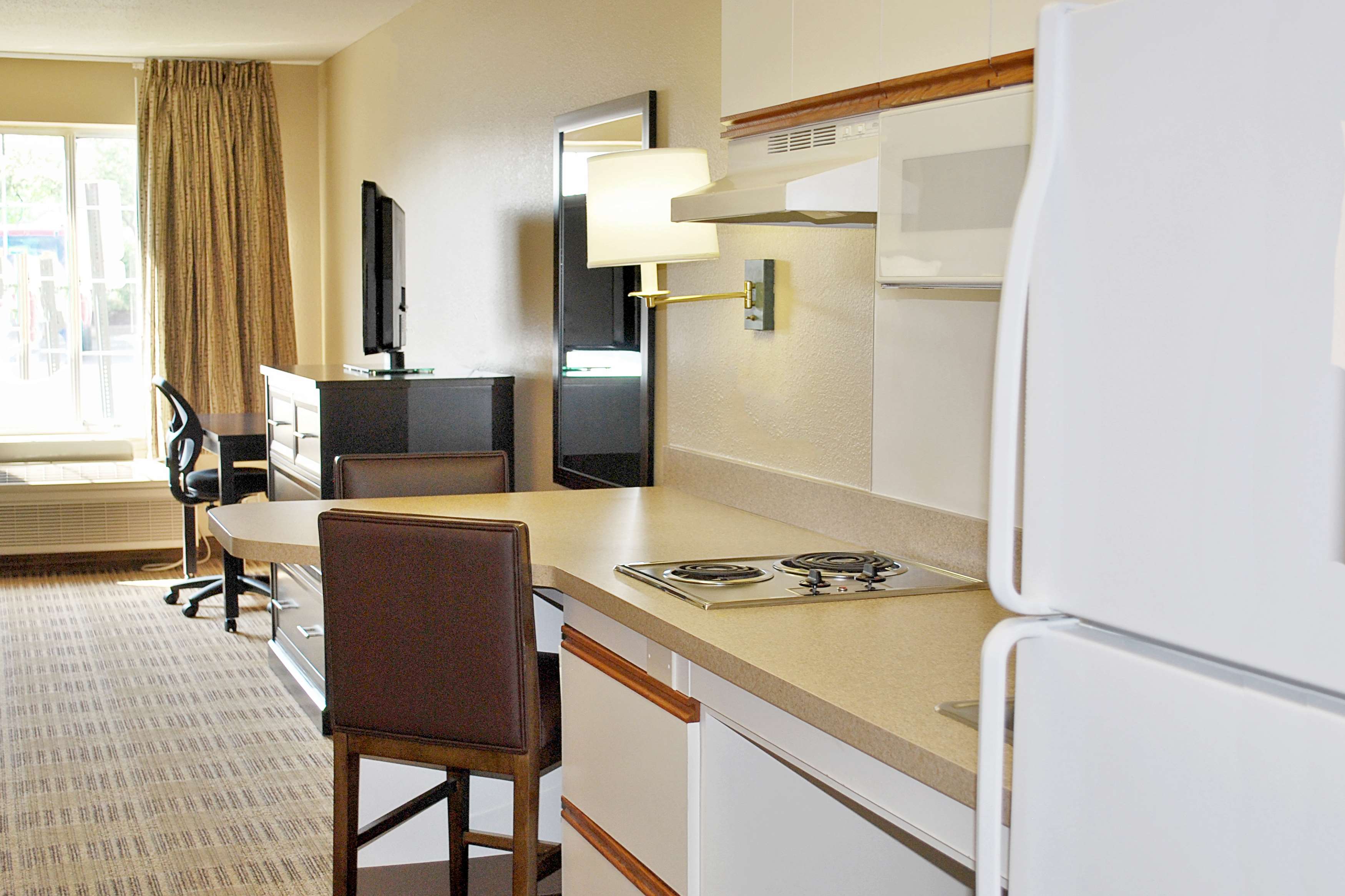 Extended Stay America Newark Woodbridge