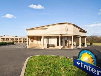 Days Inn by Wyndham Wrightstown