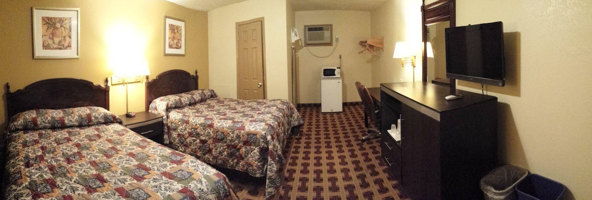 Lodge Inn Wrightstown