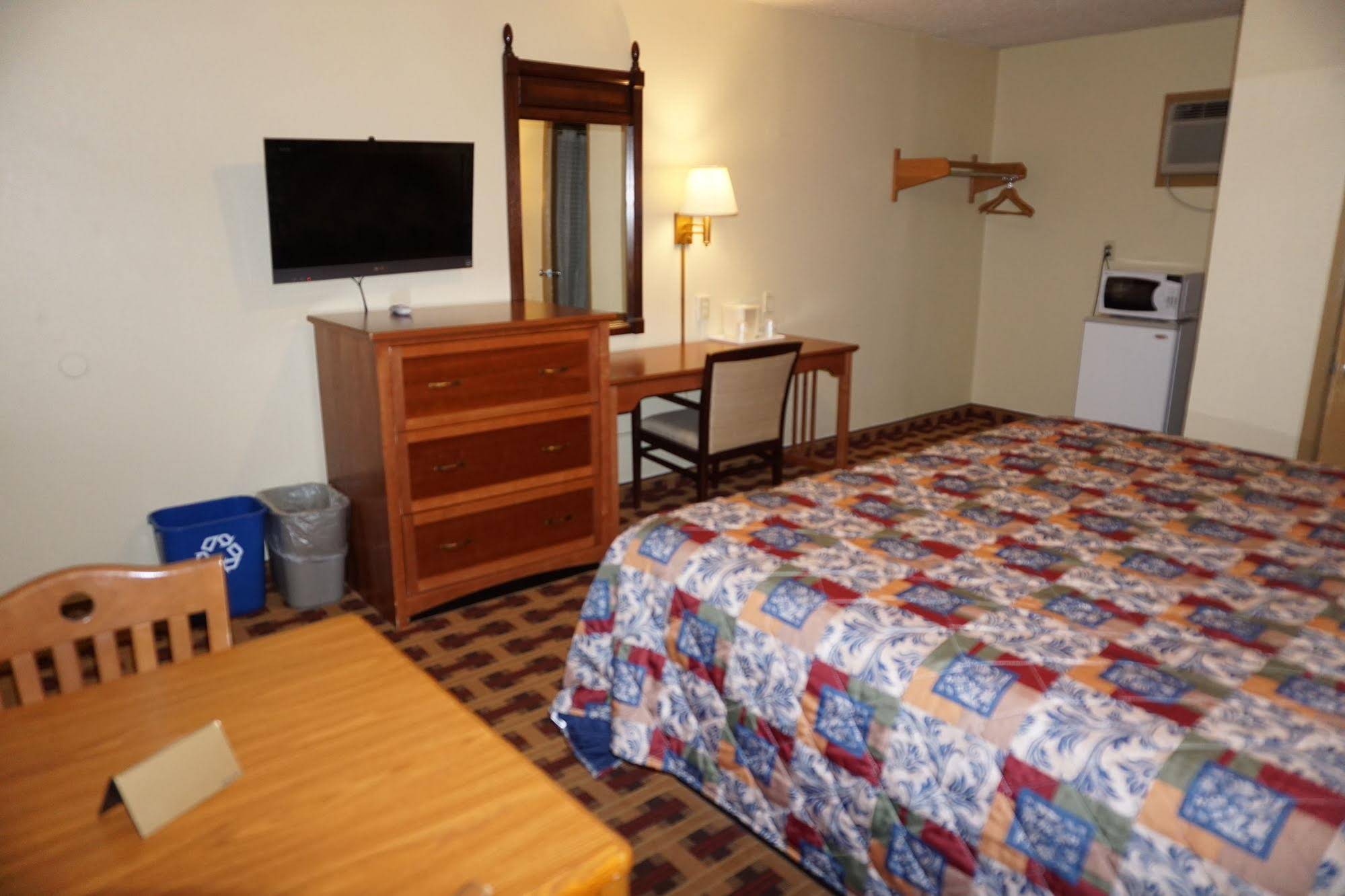 Lodge Inn Wrightstown