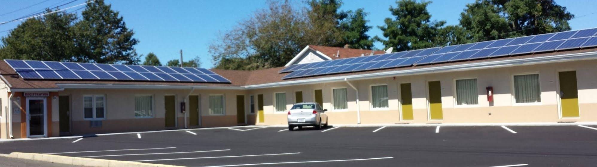 Lodge Inn Wrightstown