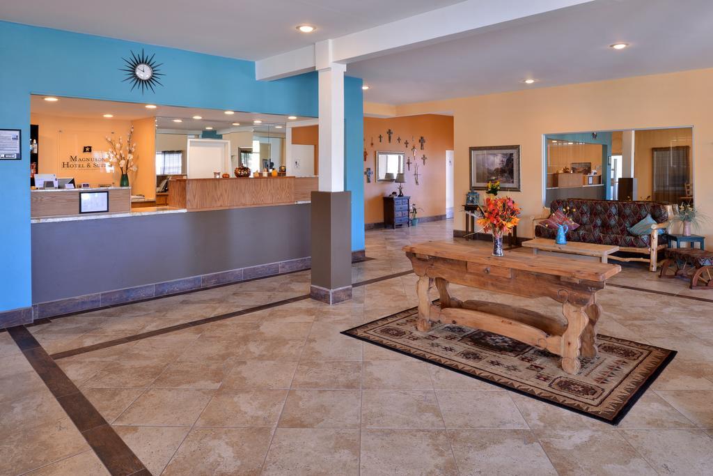 The Classic Desert Aire Hotel