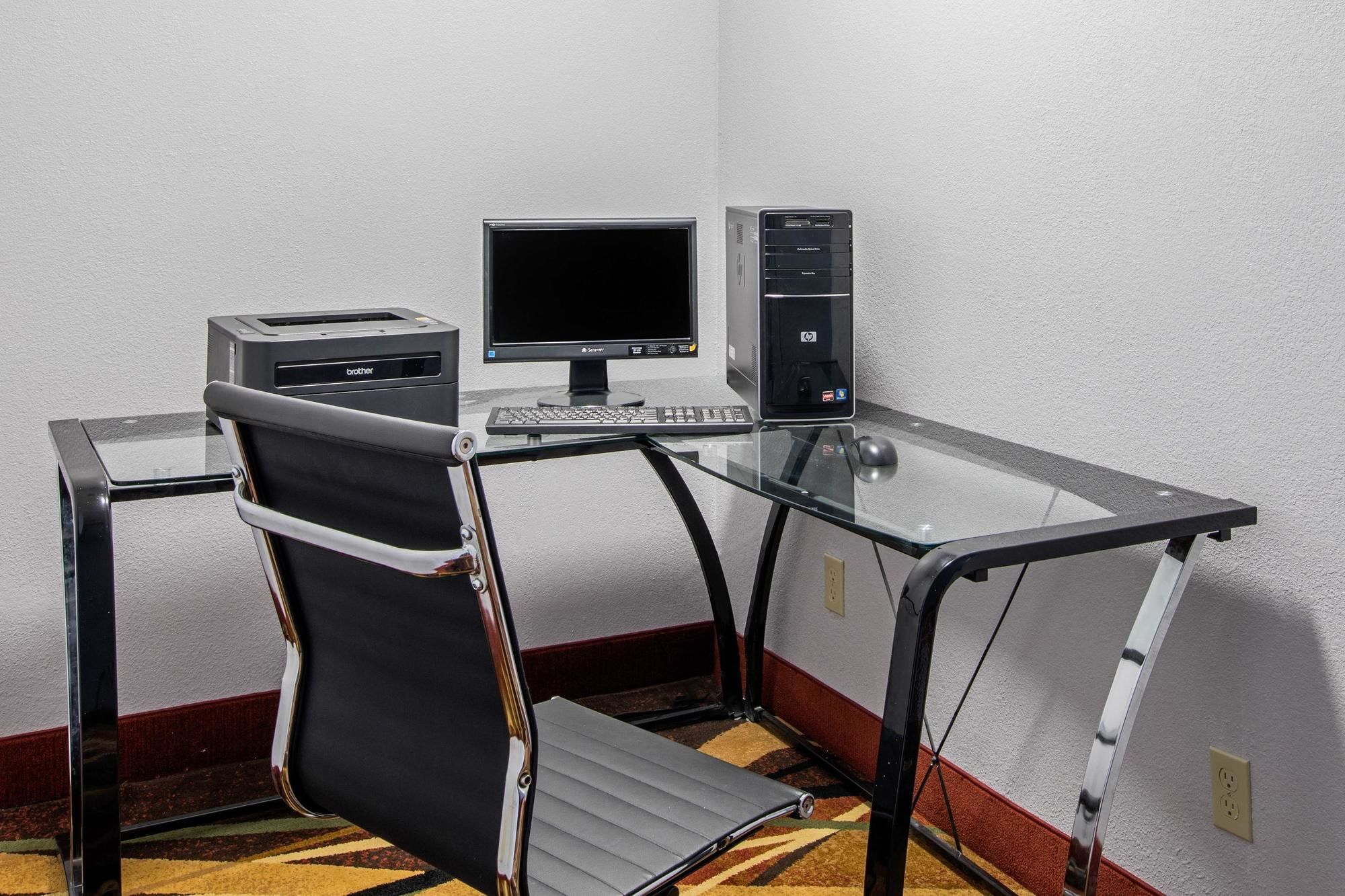 Quality Inn & Suites Albuquerque North near Balloon Fiesta Park