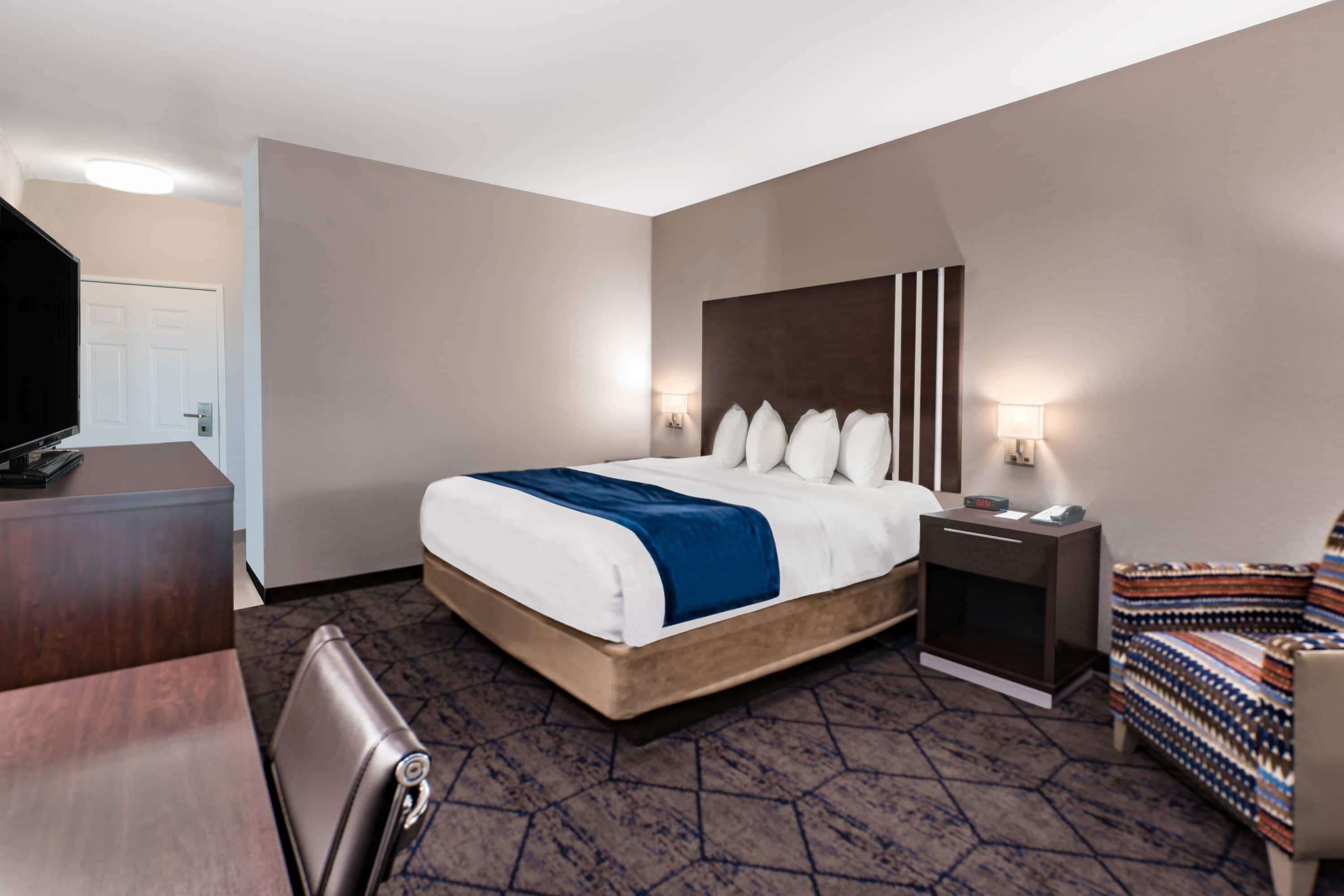 Baymont by Wyndham Albuquerque Airport