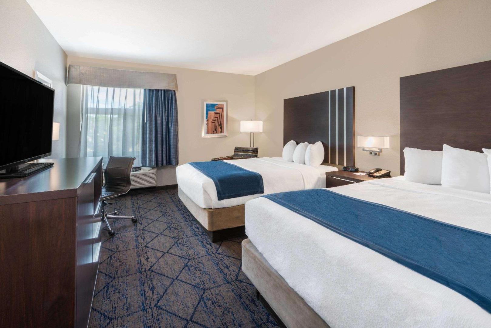 Baymont by Wyndham Albuquerque Airport