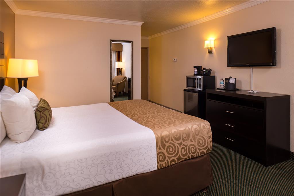 Best Western Airport Albuquerque InnSuites Hotel & Suites