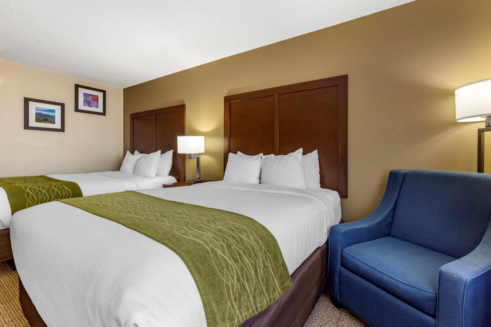 Comfort Inn & Suites Alameda at Albuquerque Balloon Fiesta Park