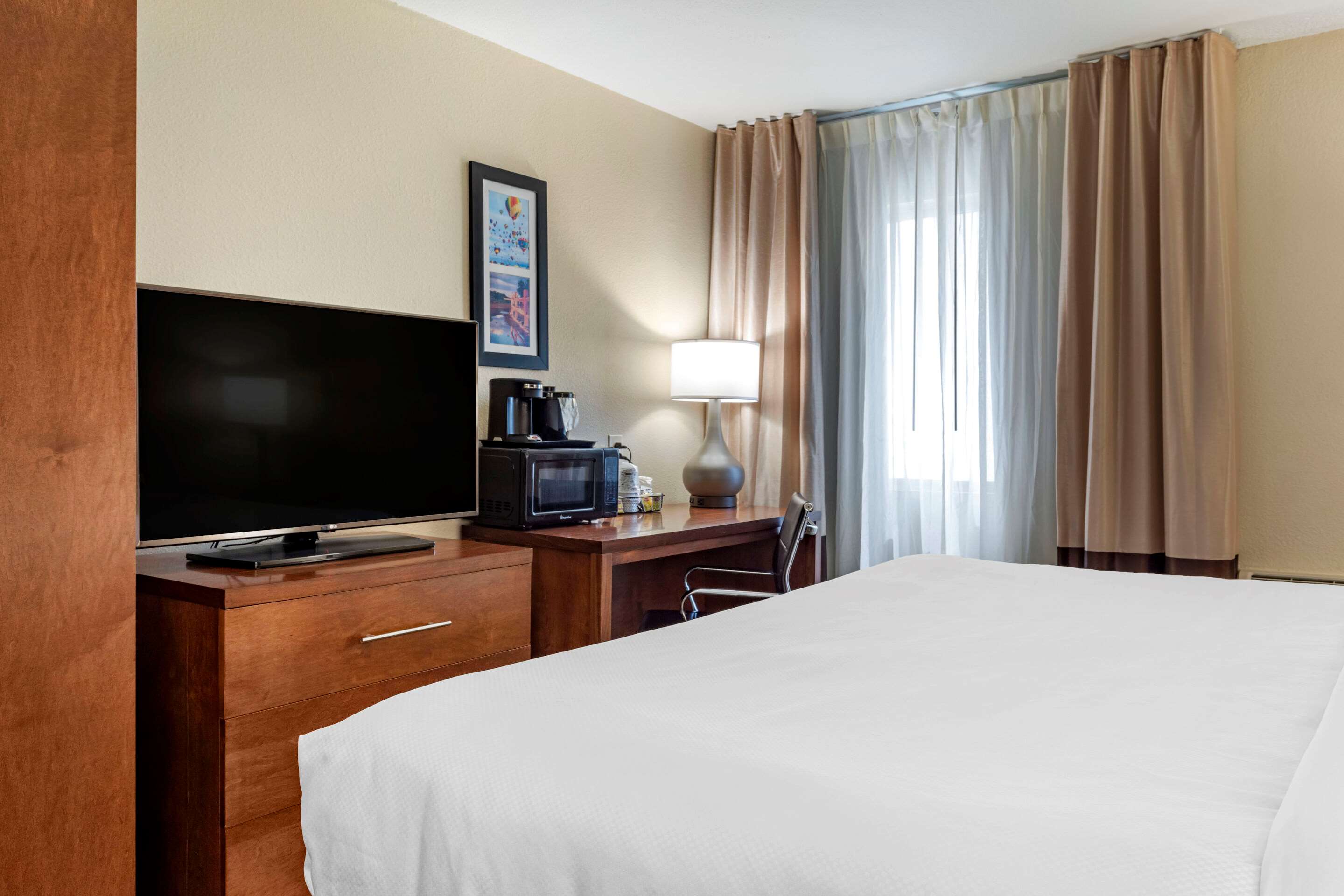 Comfort Inn & Suites Albuquerque Downtown