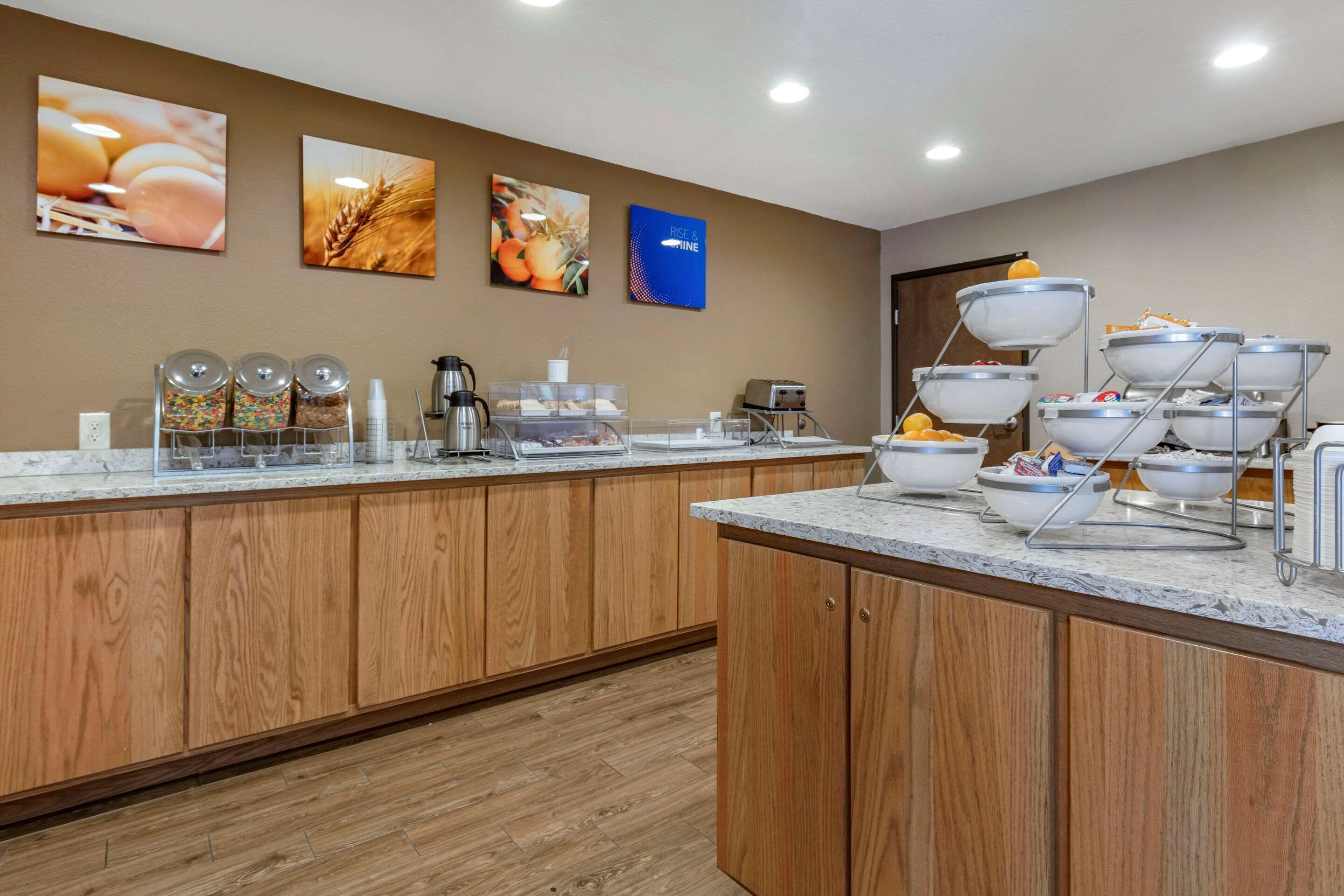 Comfort Inn & Suites Albuquerque Downtown