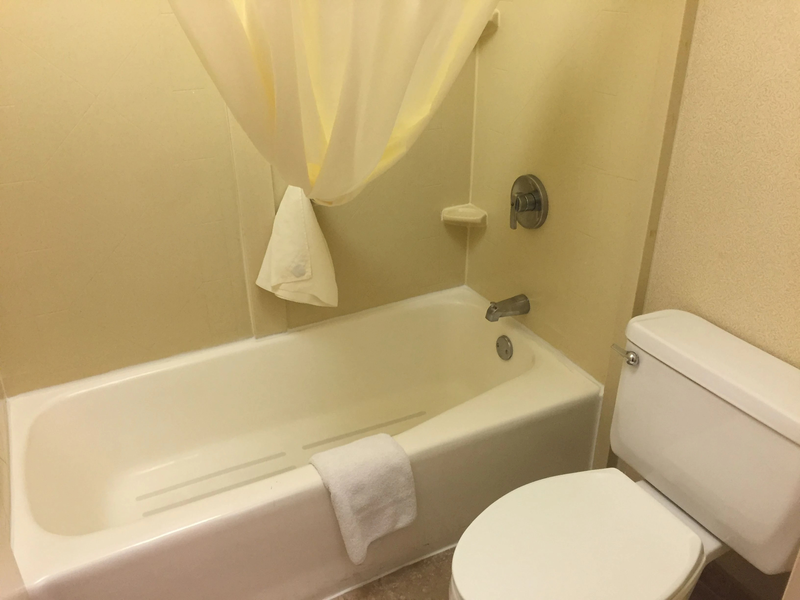 Days Inn & Suites by Wyndham Albuquerque North