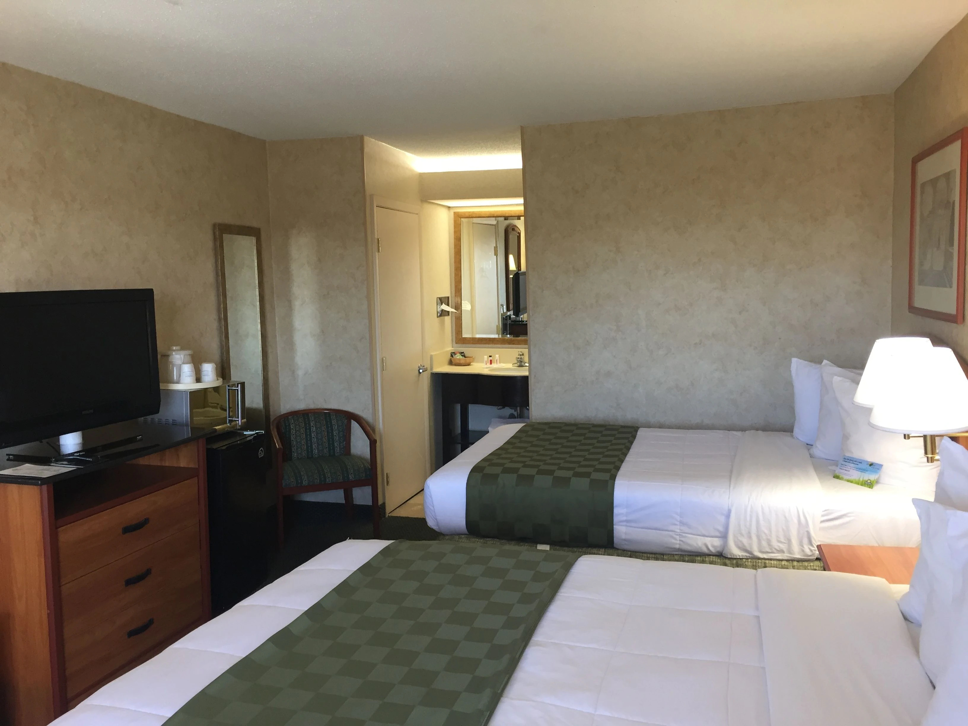 Days Inn & Suites by Wyndham Albuquerque North