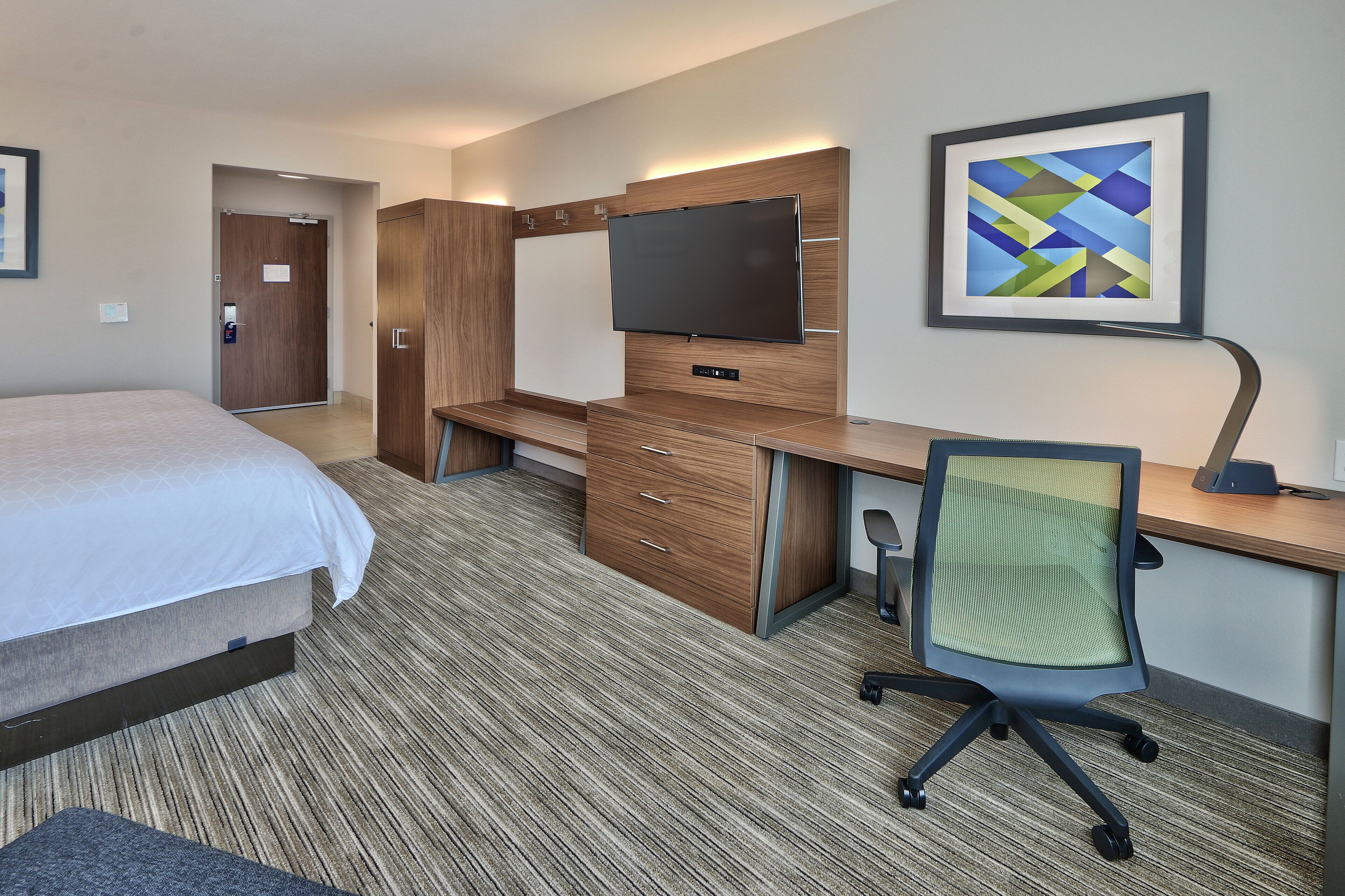 Holiday Inn Express & Suites Albuquerque East