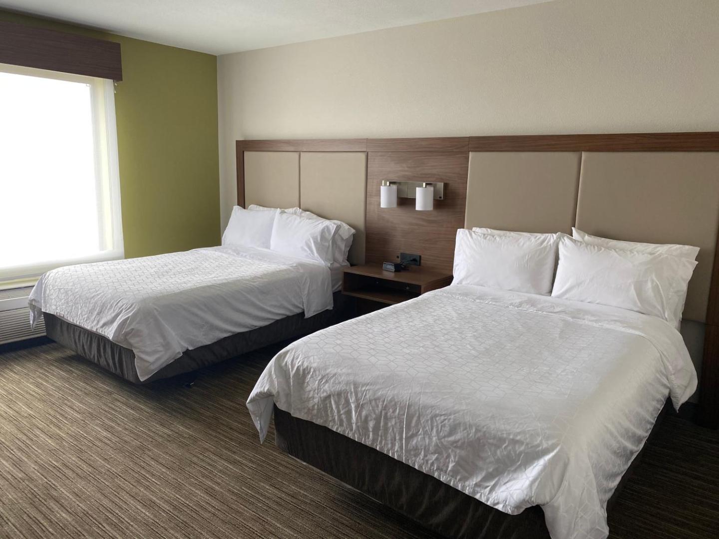 Holiday Inn Express & Suites Albuquerque Historic Old Town