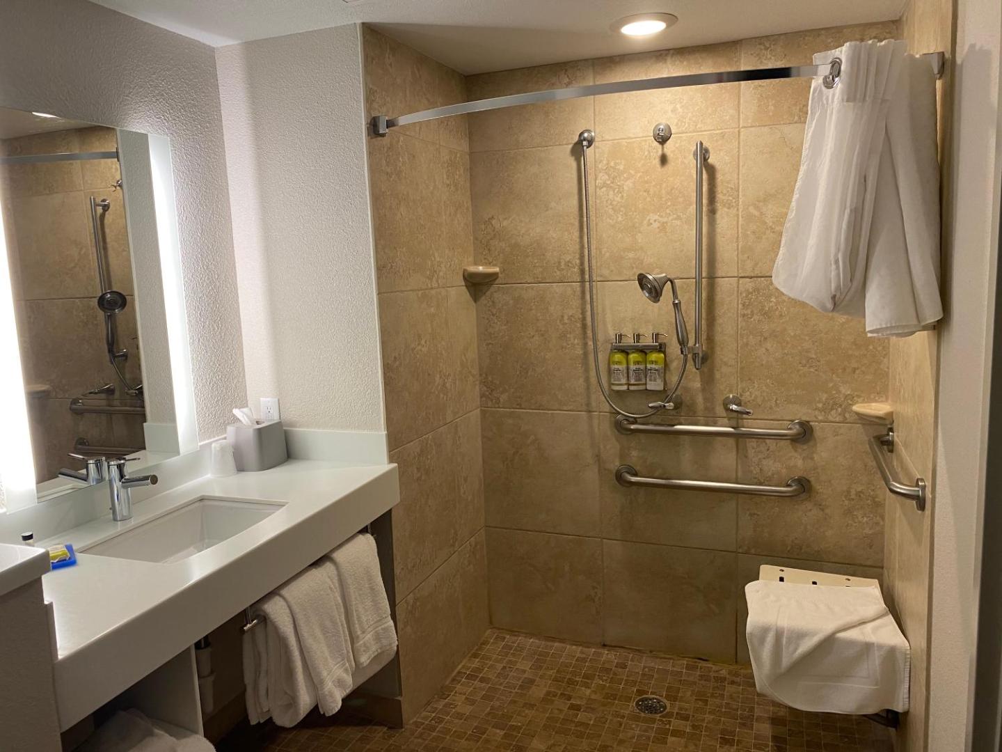Holiday Inn Express & Suites Albuquerque Historic Old Town