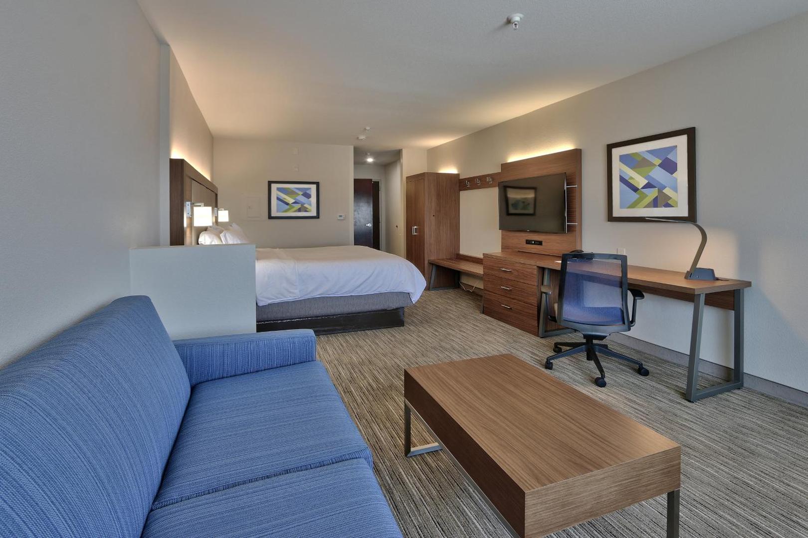 Holiday Inn Express & Suites Albuquerque Historic Old Town