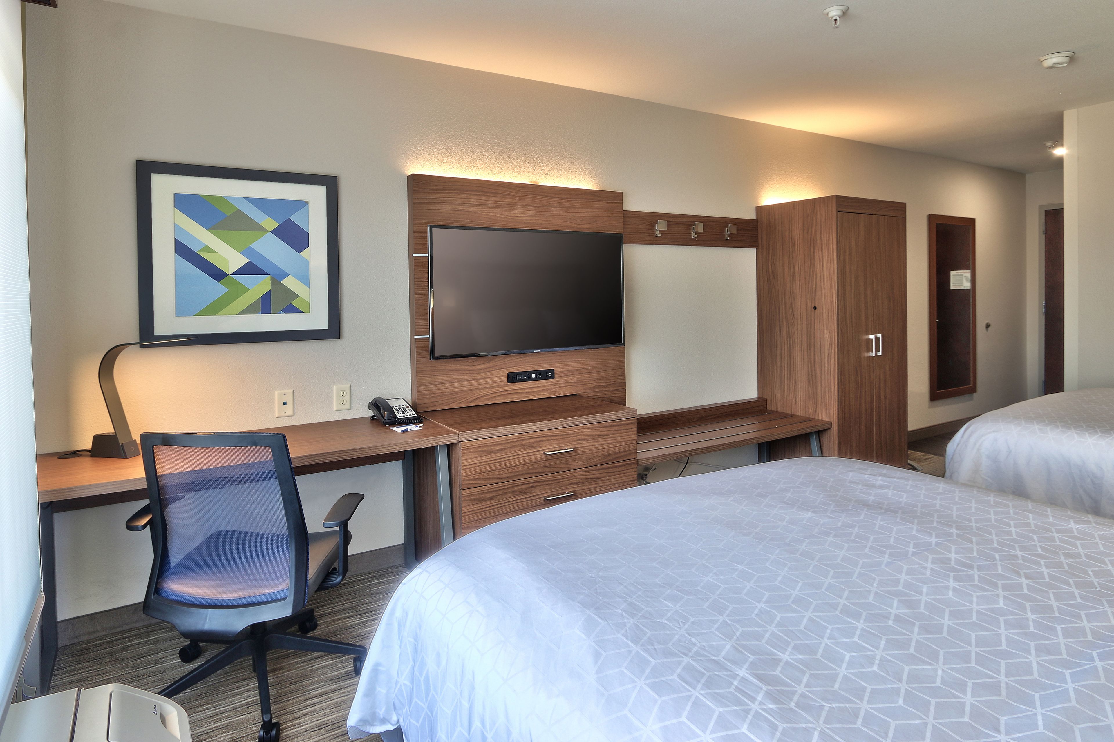 Holiday Inn Express & Suites Albuquerque Historic Old Town