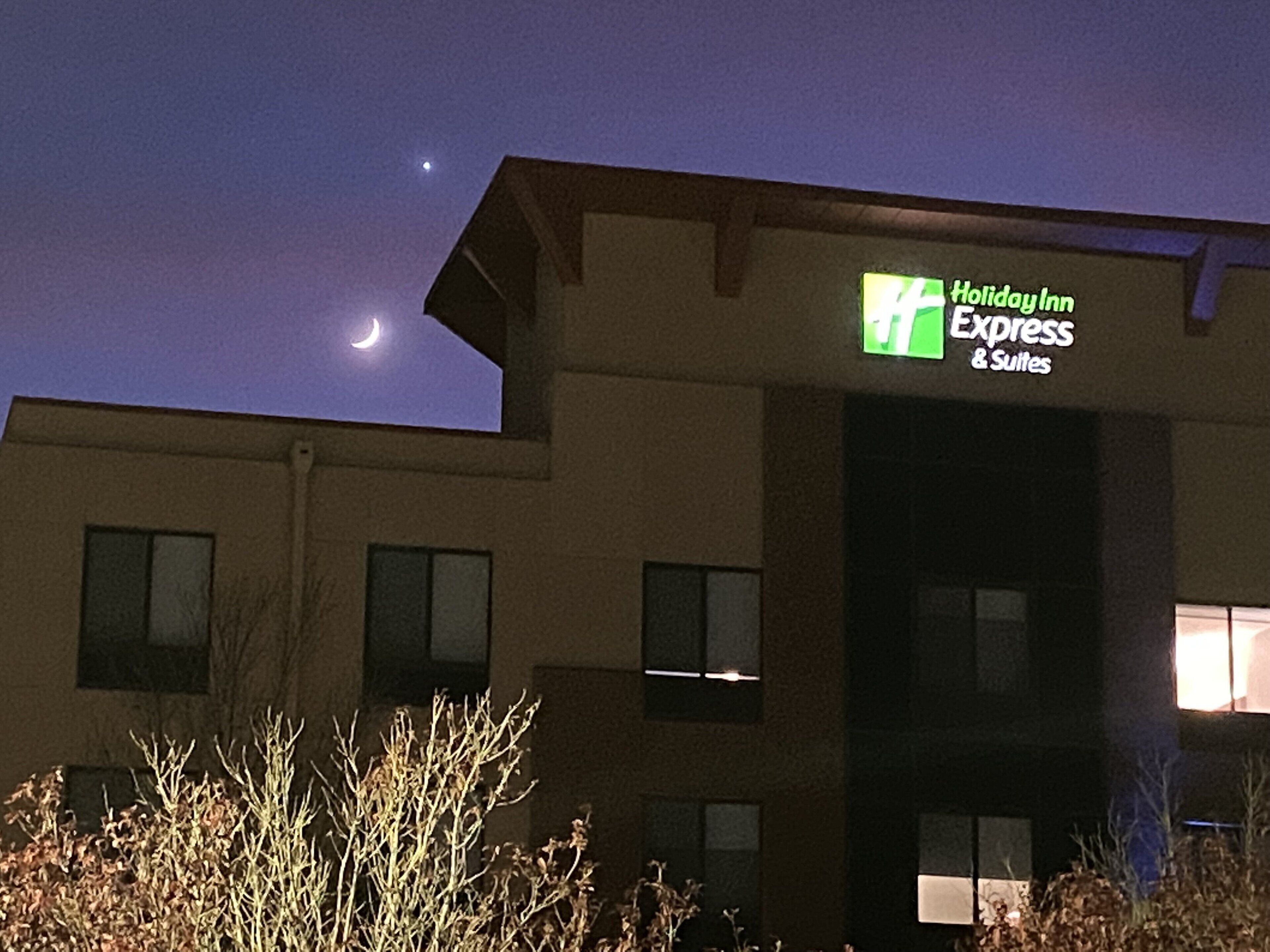 Holiday Inn Express & Suites Albuquerque Historic Old Town