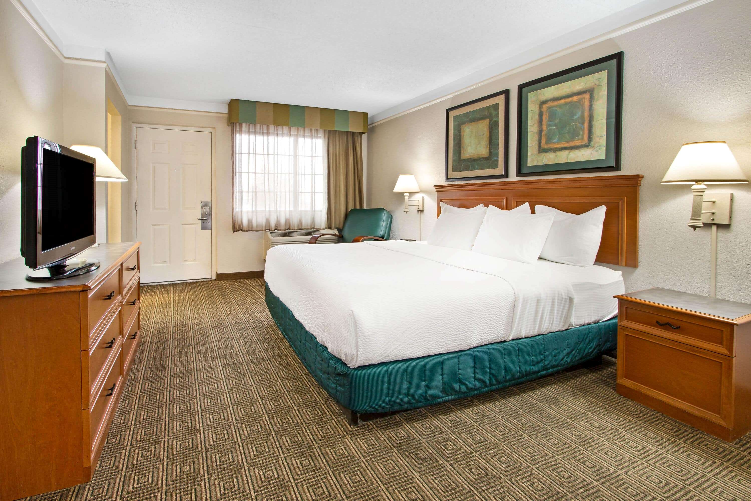 La Quinta Inn by Wyndham Albuquerque Airport