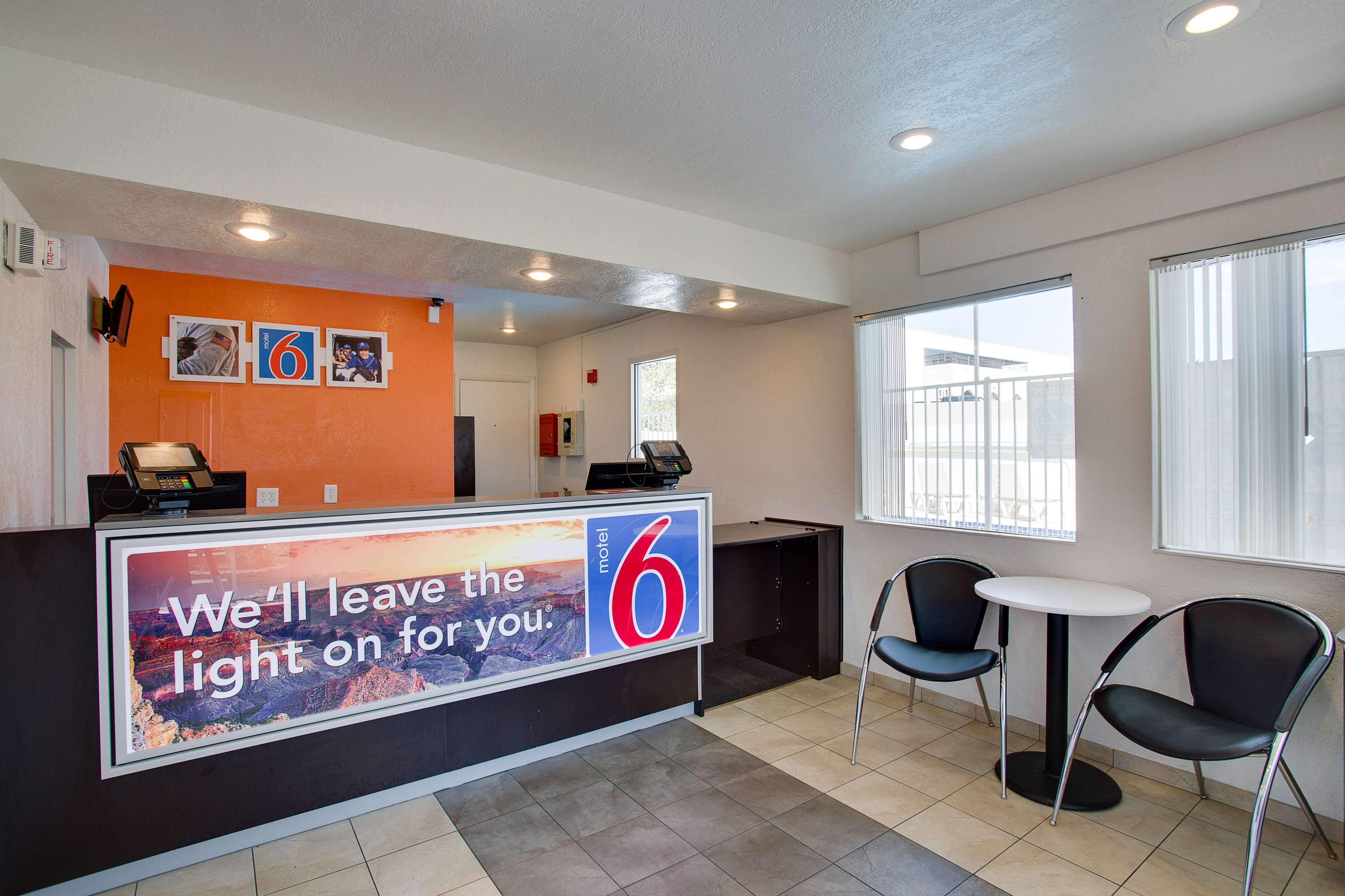 Motel 6 Albuquerque - Carlisle