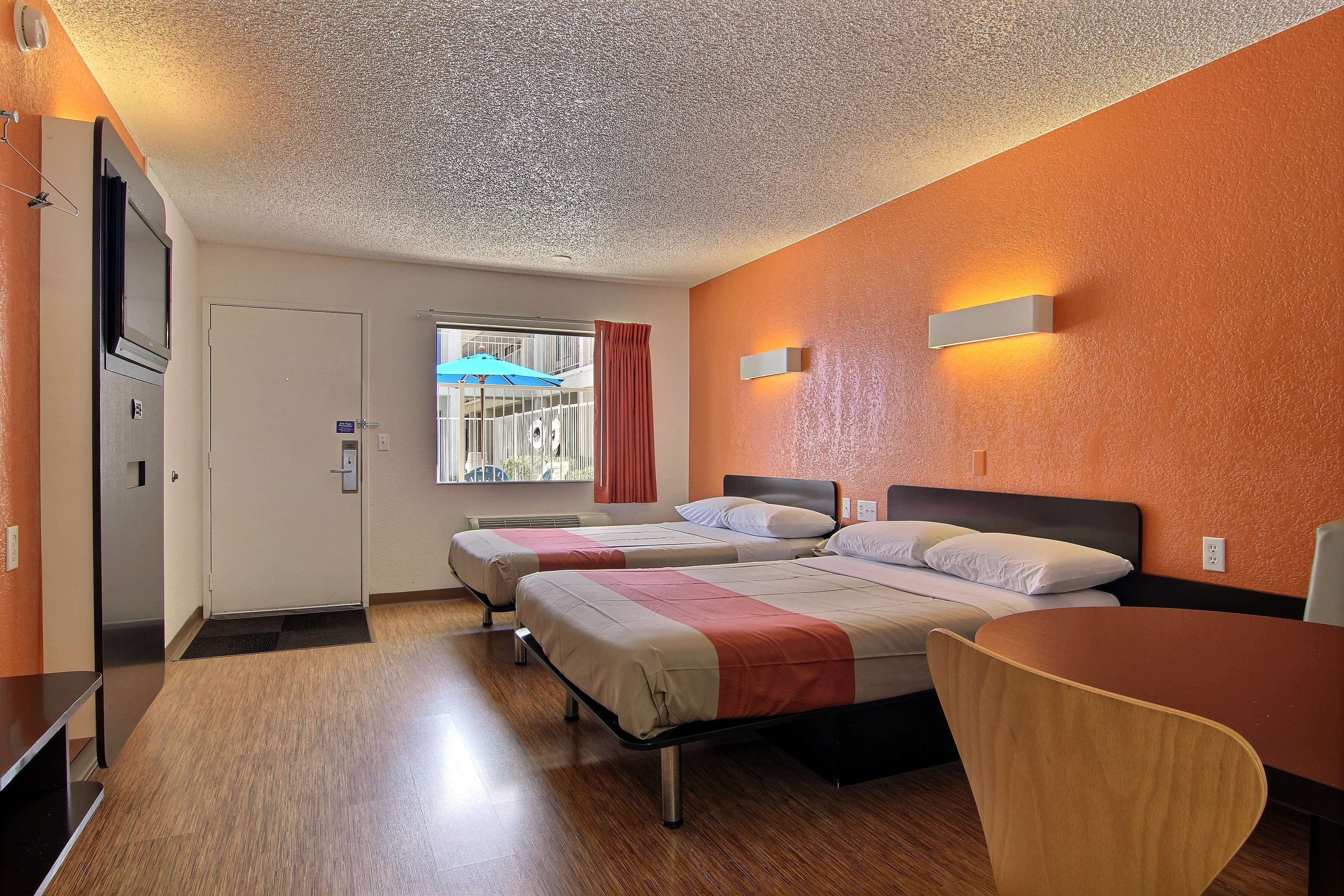 Motel 6 Albuquerque - Coors Road