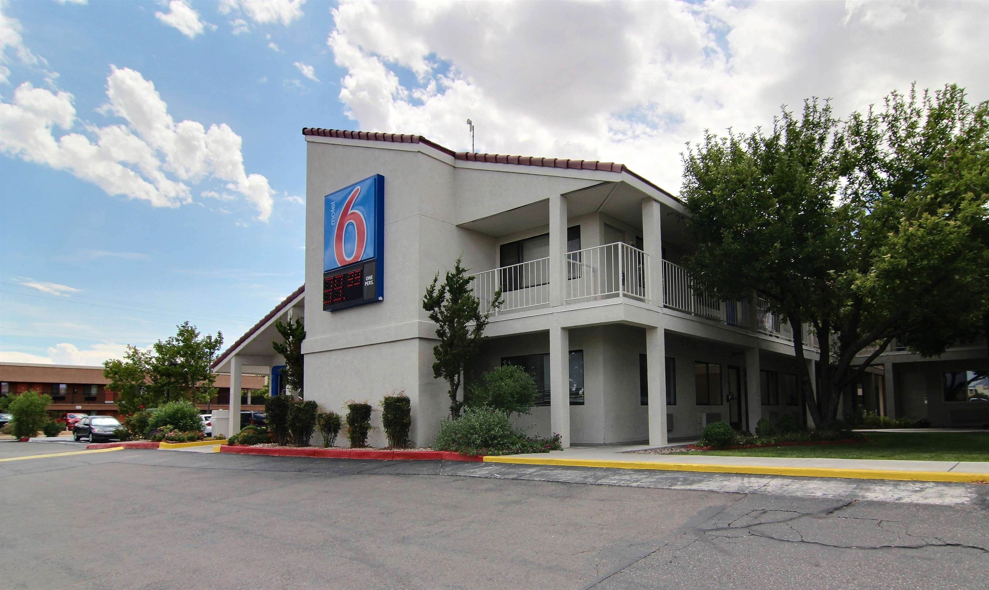 Motel 6 Albuquerque - Coors Road