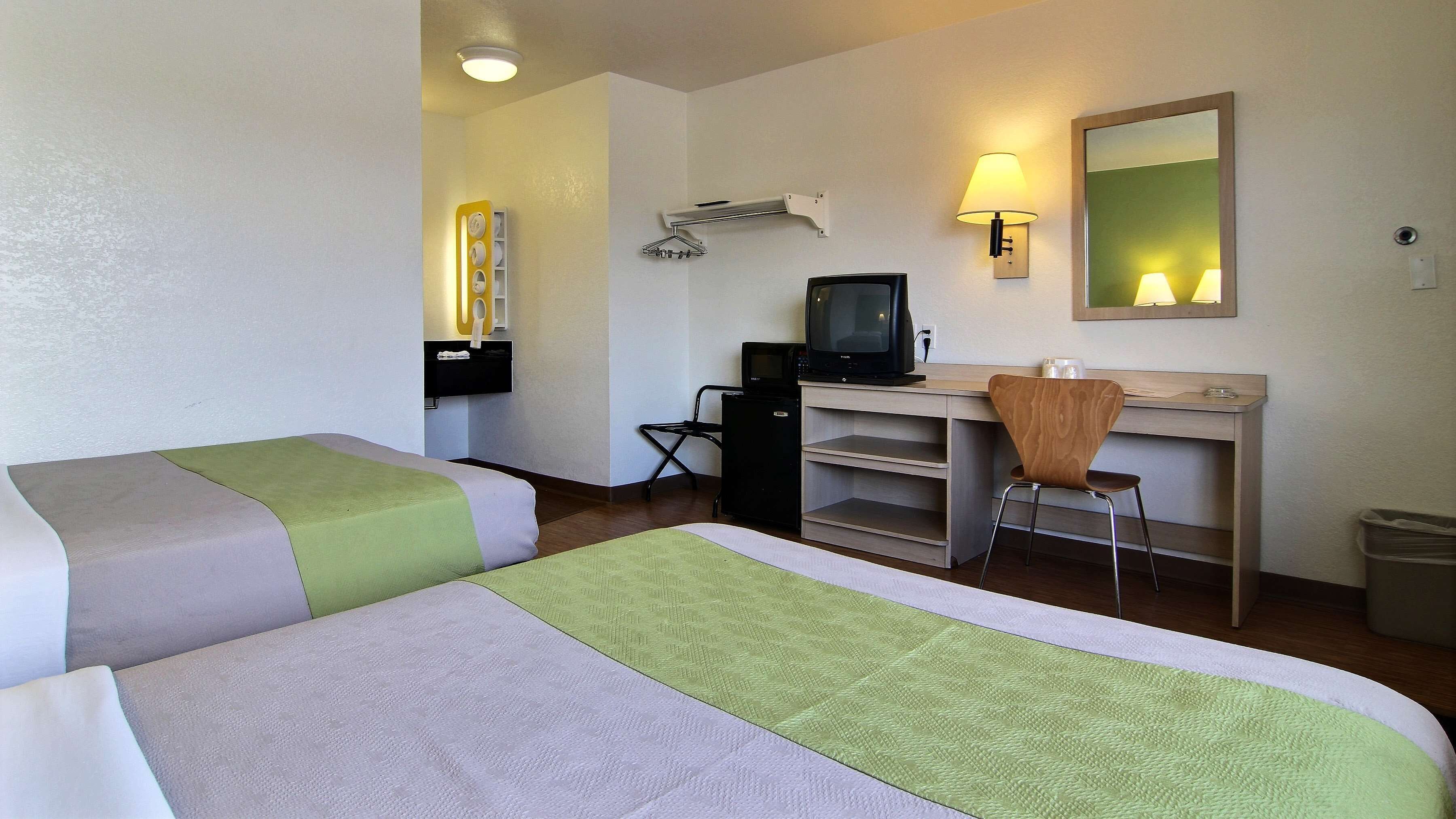 Motel 6 Albuquerque, Nm - Midtown