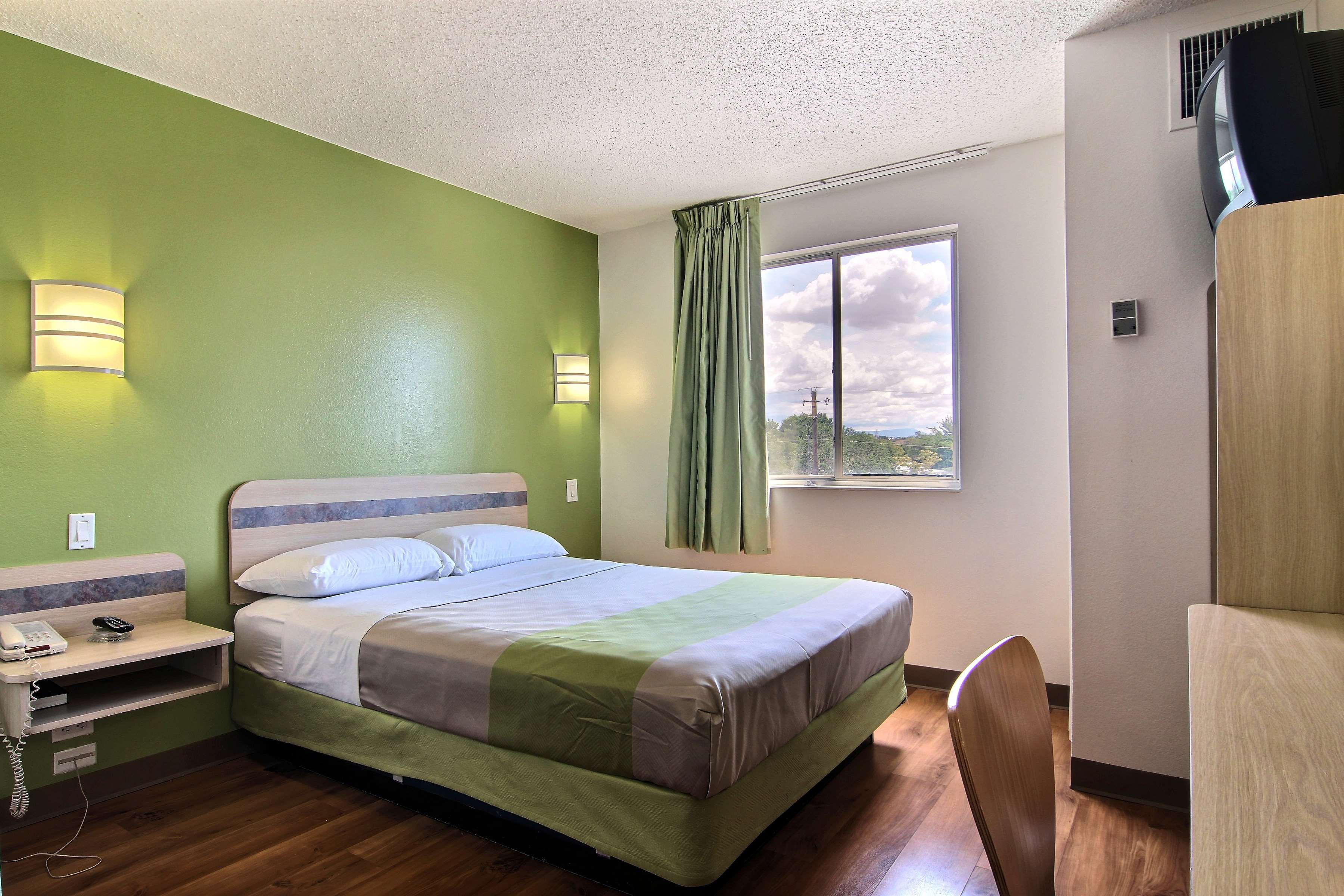 Motel 6 Albuquerque North