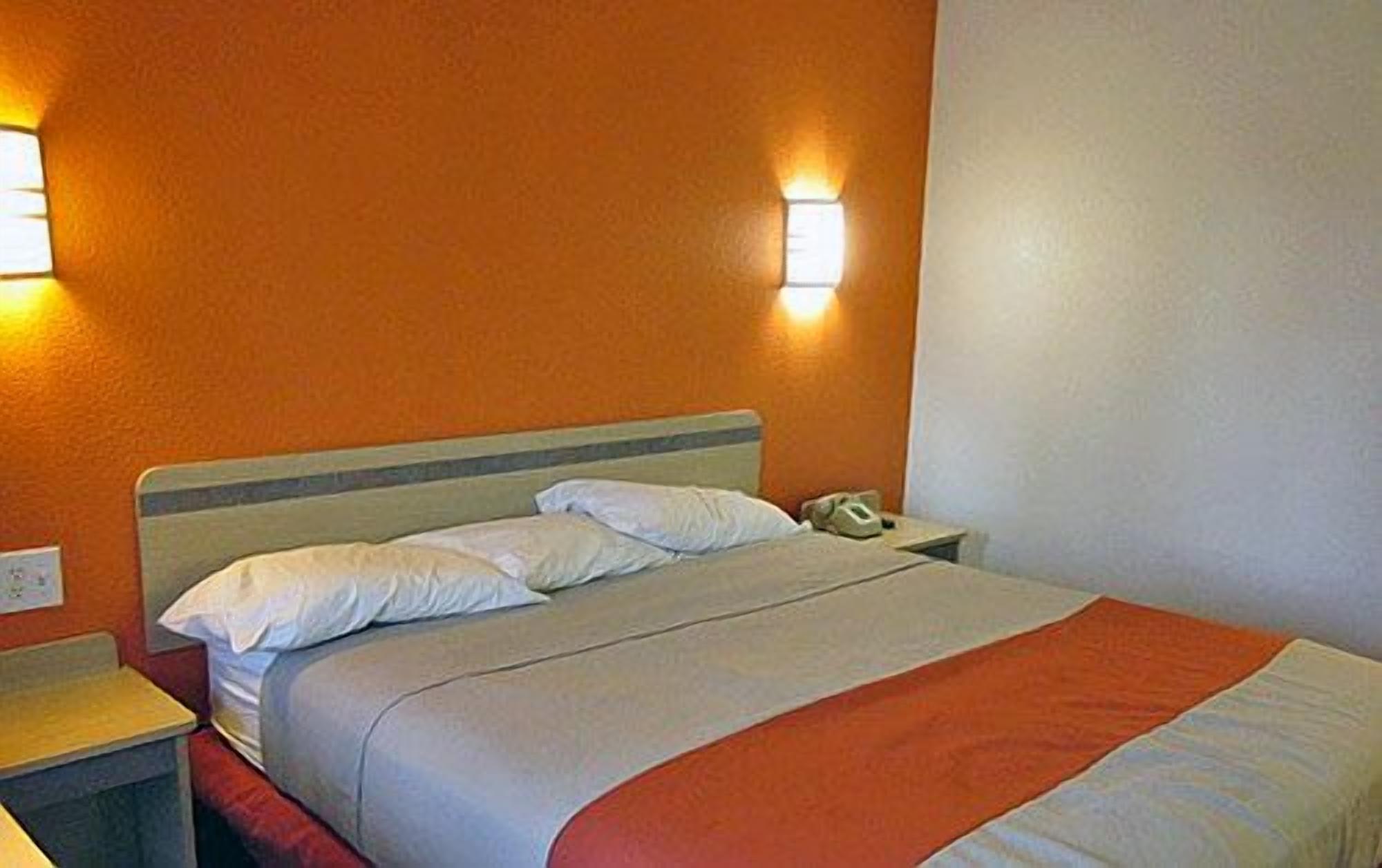 Motel 6 Albuquerque Northeast