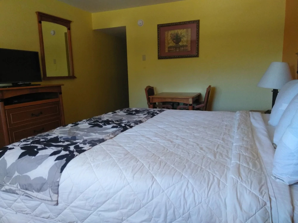 Mountain View Inn & RV Park