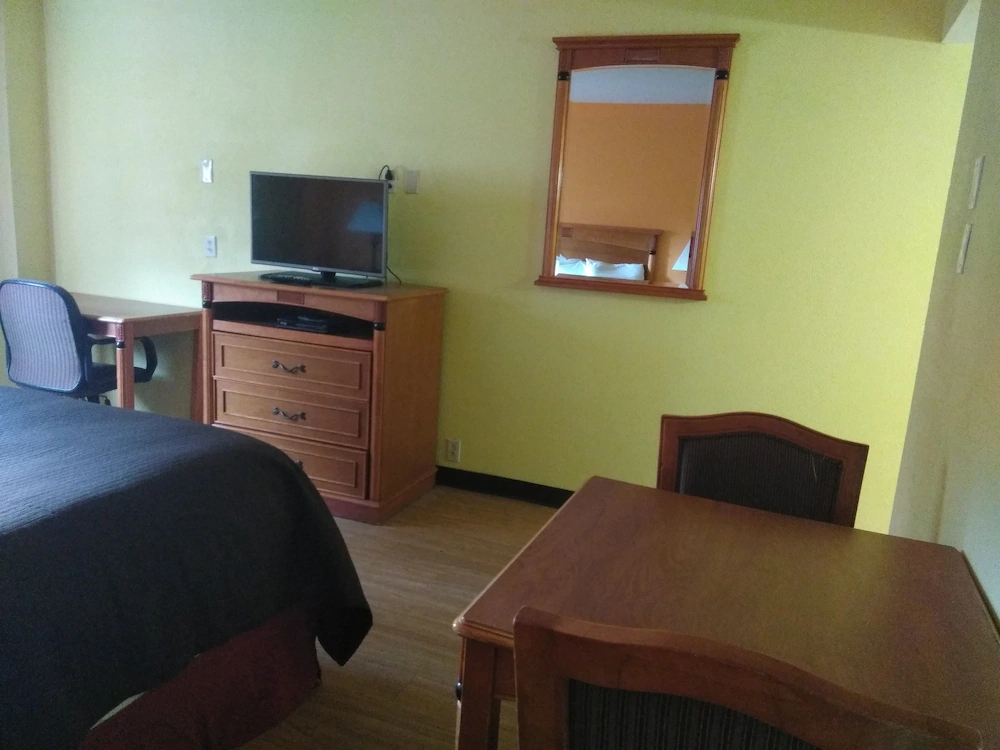 Mountain View Inn & RV Park