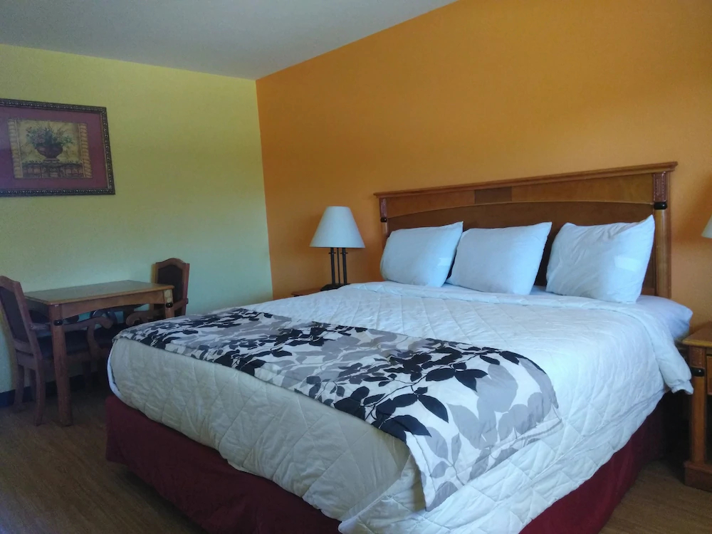 Mountain View Inn & RV Park