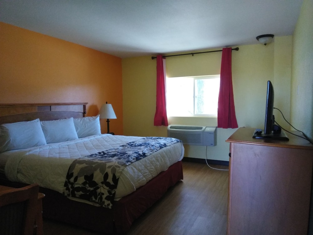 Mountain View Inn & RV Park