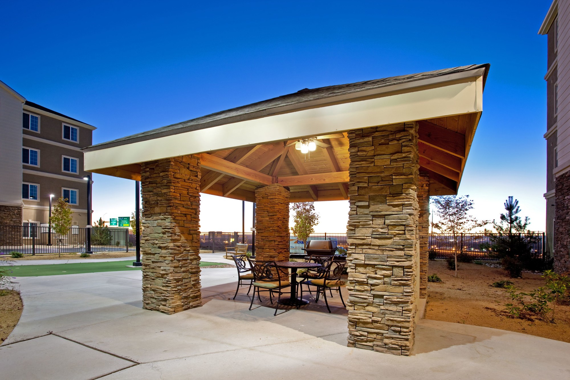 Staybridge Suites Albuquerque - Airport
