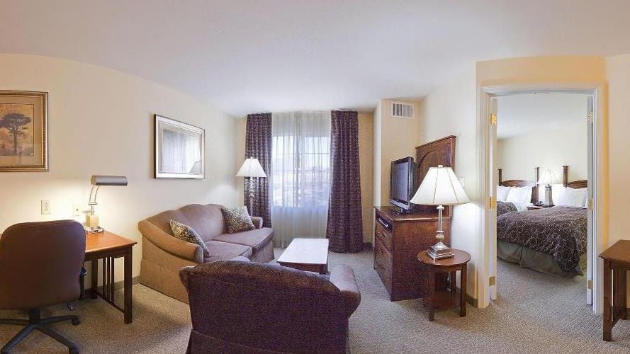Staybridge Suites Albuquerque - Airport