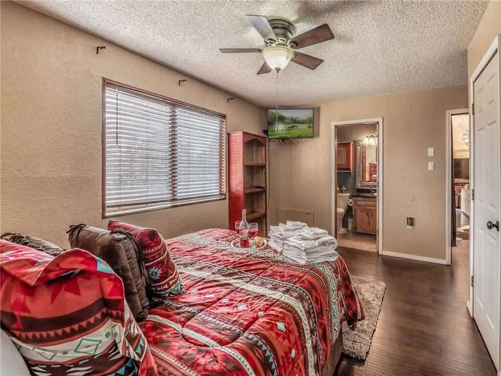 Naylor Mountain Retreat